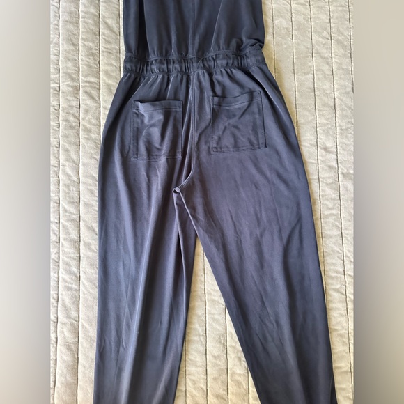 Lou & Grey Dark Gray Sandwashed Jumpsuit XS Sleeveless Relaxed Fit Modal - Picture 8 of 12
